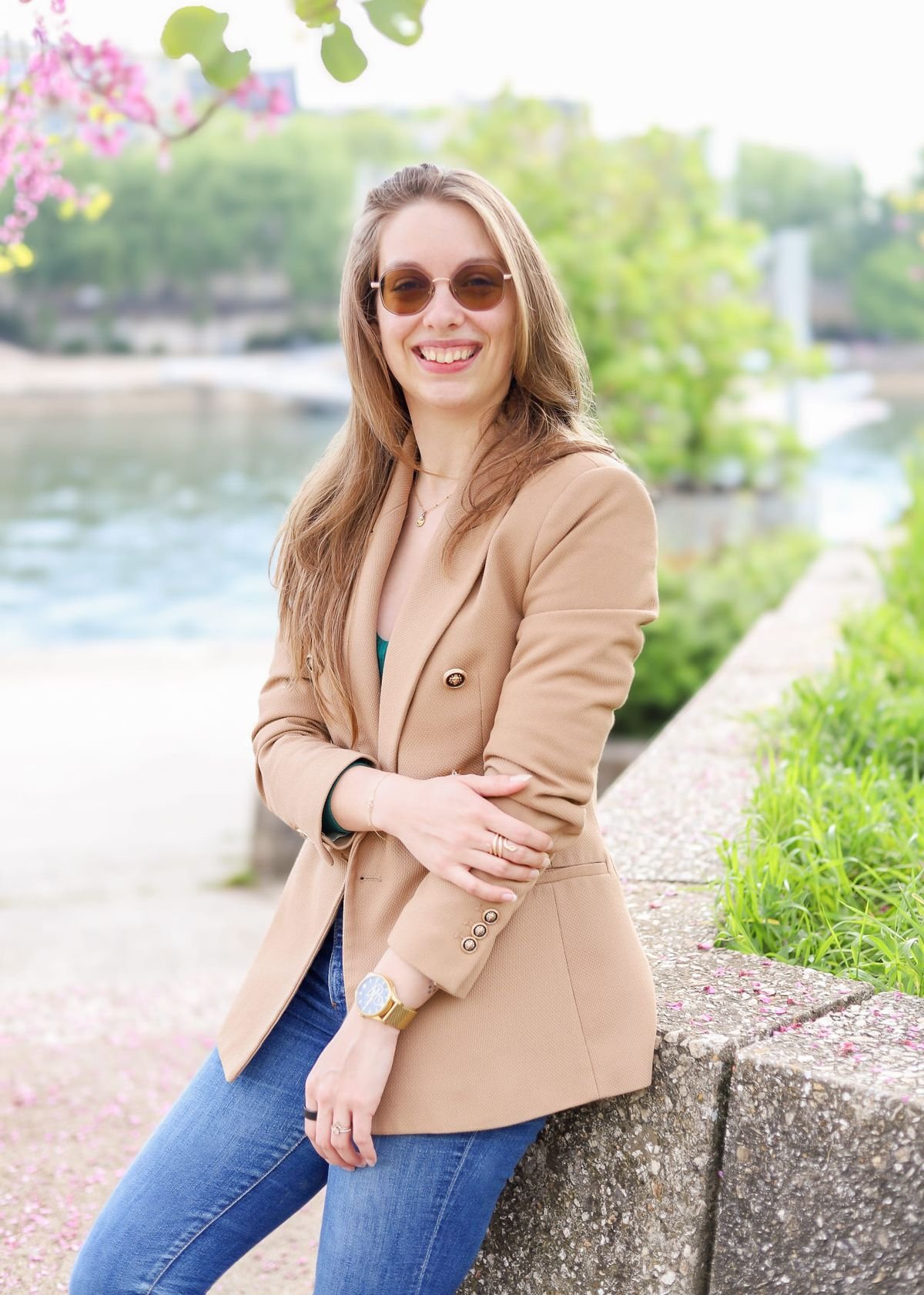 Marion, conseillère en gestion de patrimoine, montre comment investir quand on est une femme